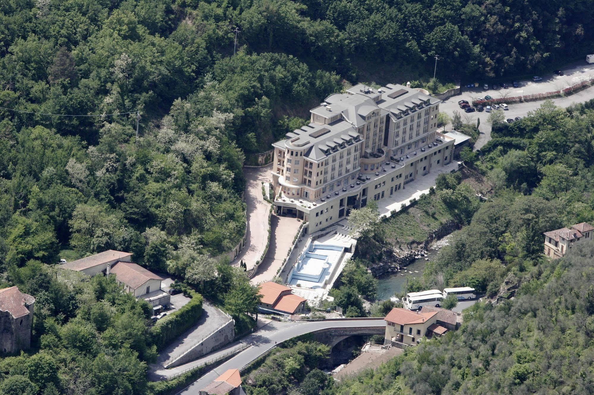 Grand Hotel Antiche Terme Di Pigna Exterior photo